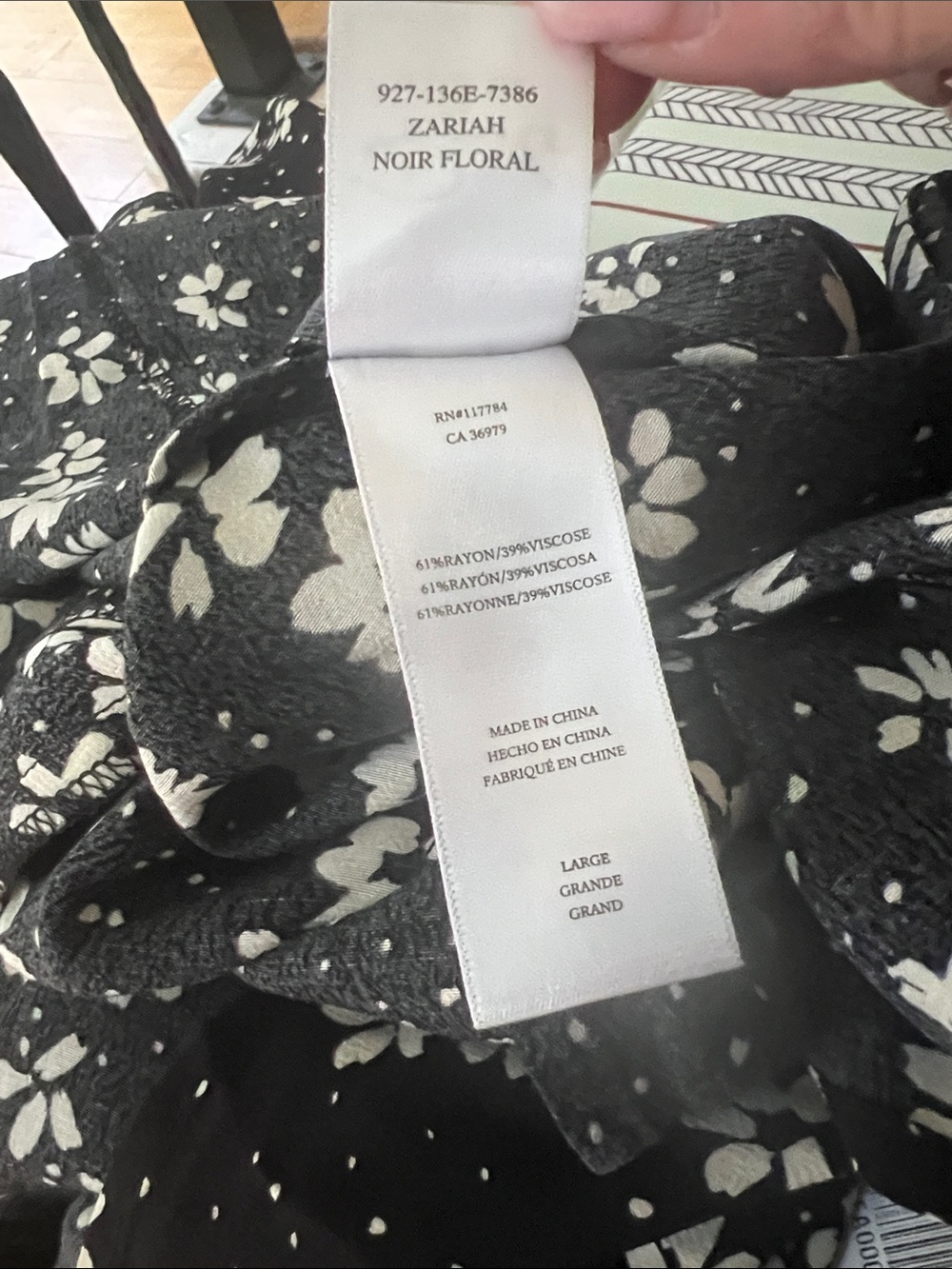 Rails Zariah Black White Floral Midi Dress Puff Sleeve V-Neck Rayon Size Large - Picture 7 of 7